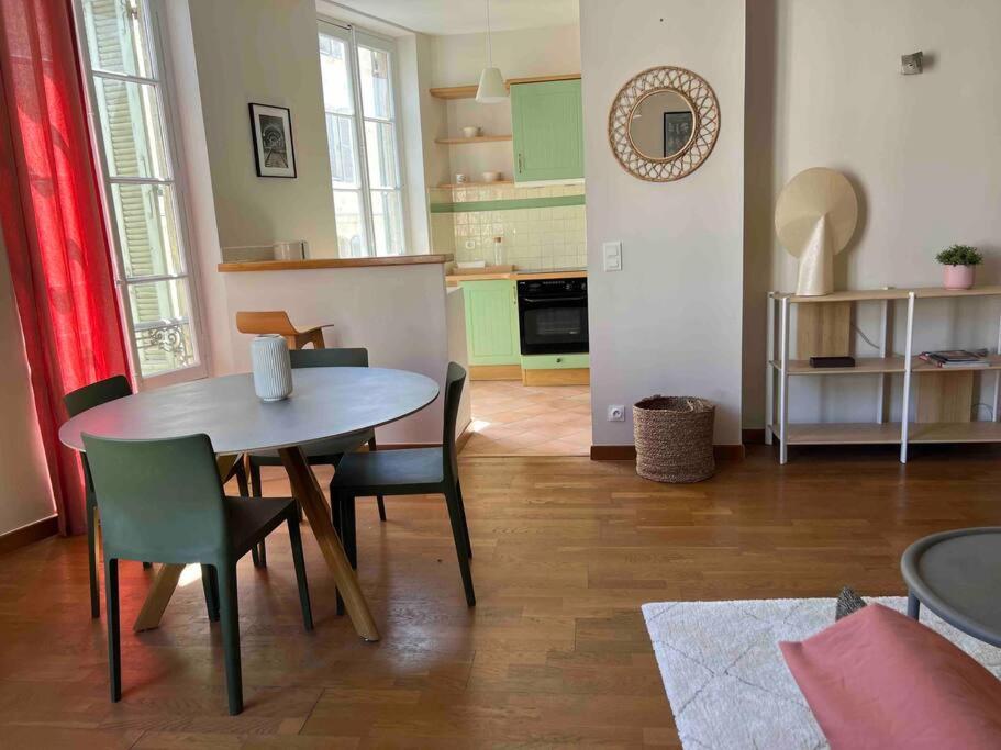Appartement Au Centre D'Avignon Exterior photo
